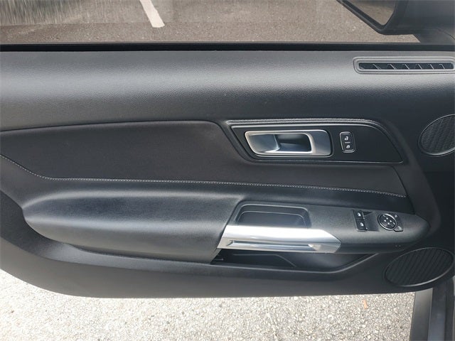 2022 Ford Mustang EcoBoost