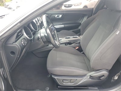 2022 Ford Mustang EcoBoost