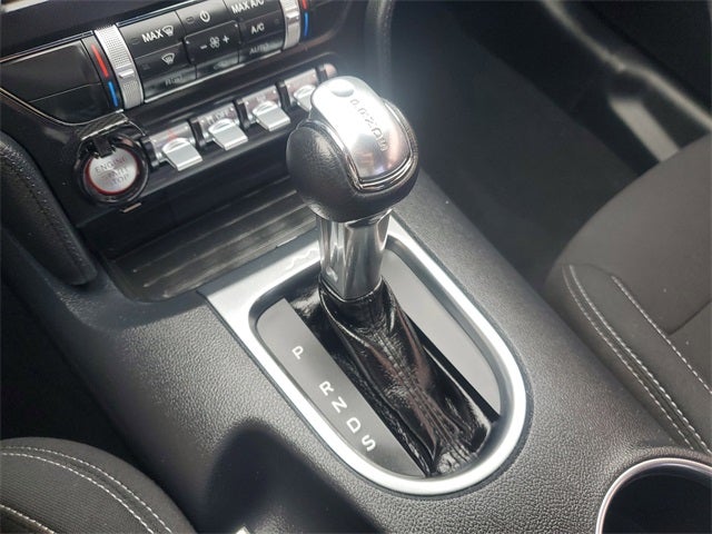 2022 Ford Mustang EcoBoost