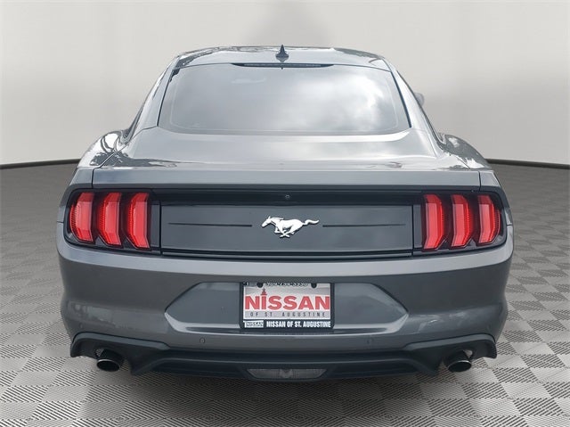 2022 Ford Mustang EcoBoost