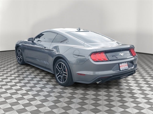 2022 Ford Mustang EcoBoost