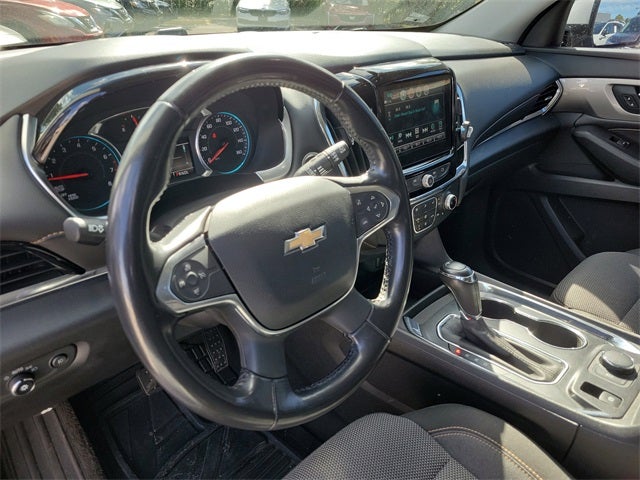 2018 Chevrolet Traverse LT Cloth w/1LT