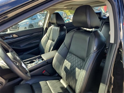 2023 Nissan Maxima Platinum