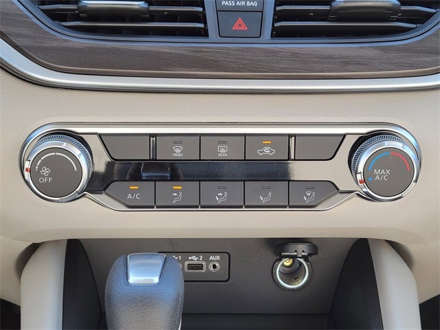 2025 Nissan Altima SV