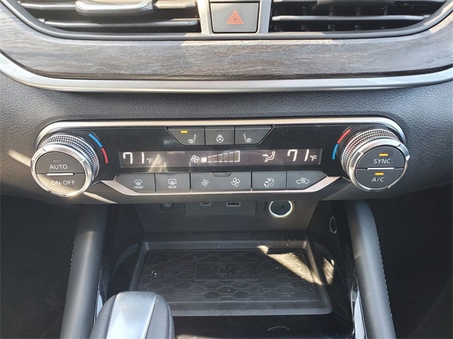 2025 Nissan Altima SL