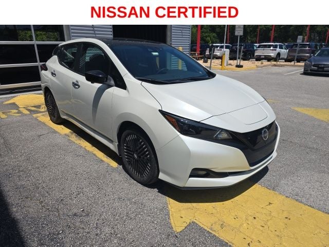 2023 Nissan Leaf SV Plus's photo