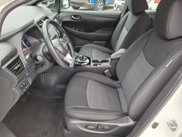 2023 Nissan Leaf SV Plus