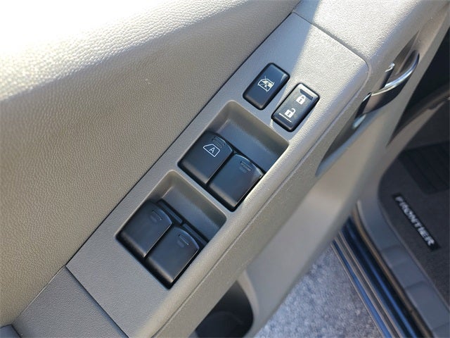 2020 Nissan Frontier SV