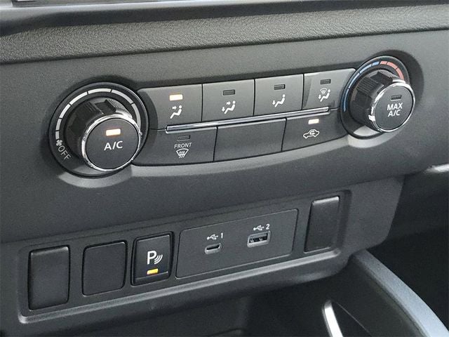 2026 Nissan Frontier Crew Cab SV