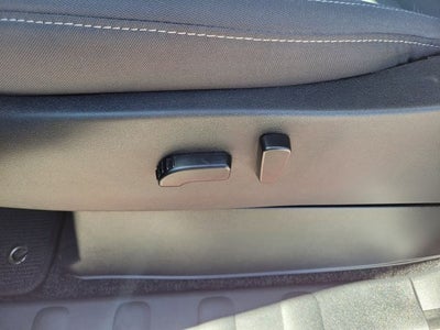 2023 Nissan Frontier Crew Cab SV