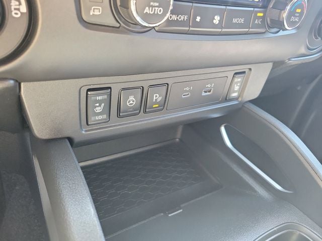 2023 Nissan Frontier Crew Cab SV