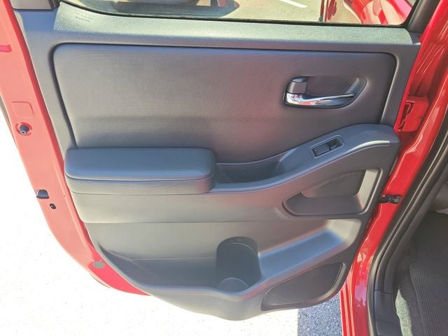 2023 Nissan Frontier Crew Cab SV