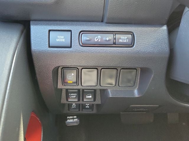 2025 Nissan Frontier Crew Cab PRO-4X®