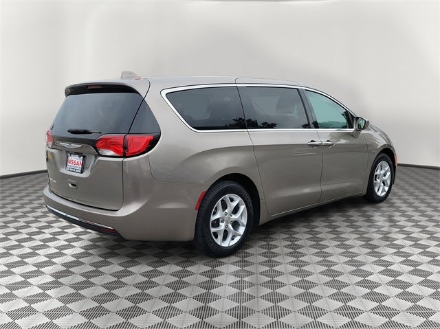 2018 Chrysler Pacifica Touring Plus