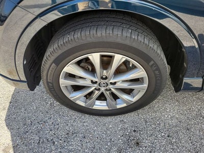 2017 Toyota RAV4 Platinum