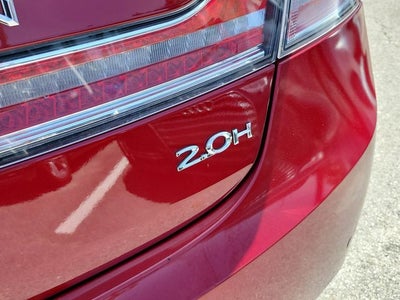 2016 Lincoln MKZ Hybrid Base