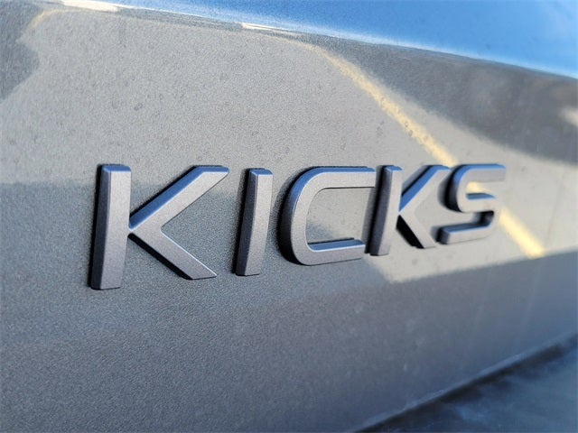2025 Nissan Kicks S