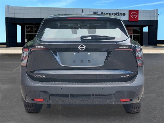 2025 Nissan Kicks S