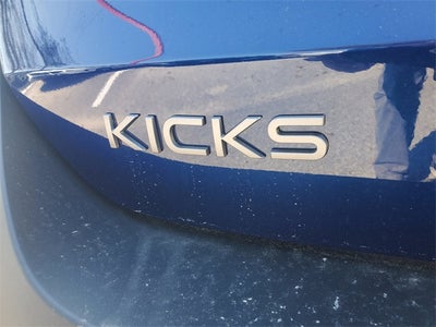 2025 Nissan Kicks S