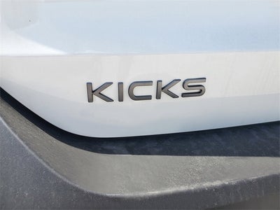 2025 Nissan Kicks SV