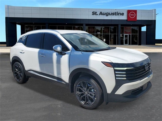 2025 Nissan Kicks SR