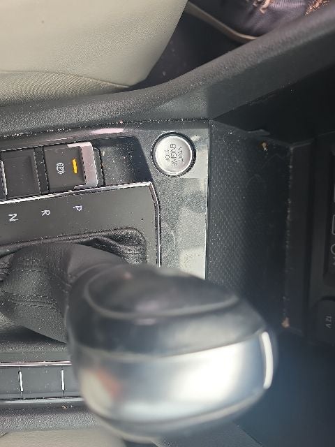 2018 Volkswagen Tiguan 2.0T SE