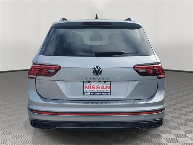 2022 Volkswagen Tiguan 2.0T SE R-Line Black
