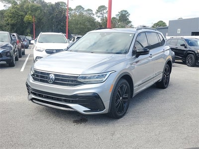 2022 Volkswagen Tiguan 2.0T SE R-Line Black