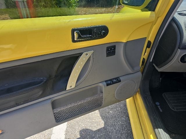 2003 Volkswagen Beetle GL 2.0