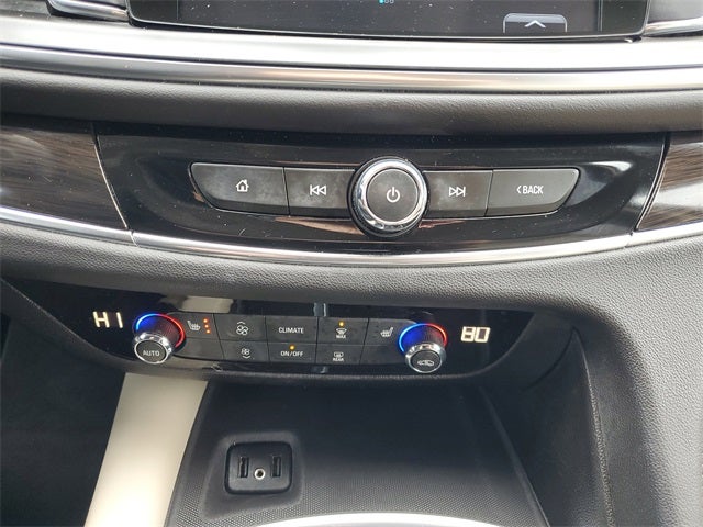 2018 Buick Enclave Essence