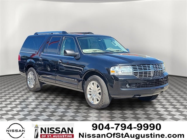 2014 Lincoln Navigator L Base