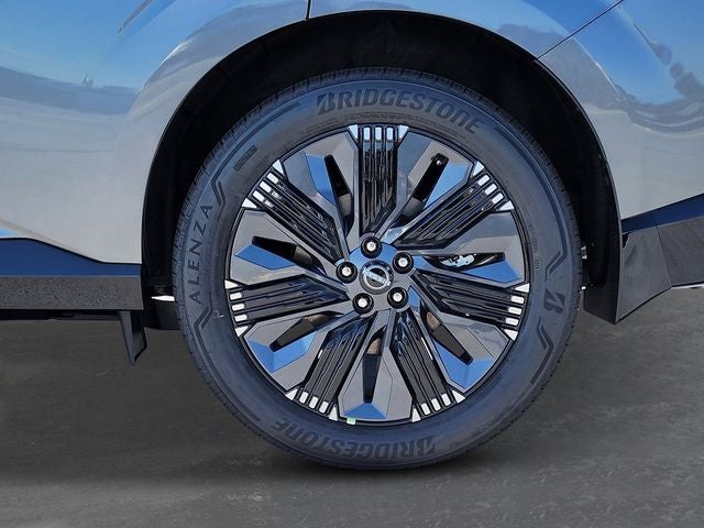 2026 Nissan N/A Platinum