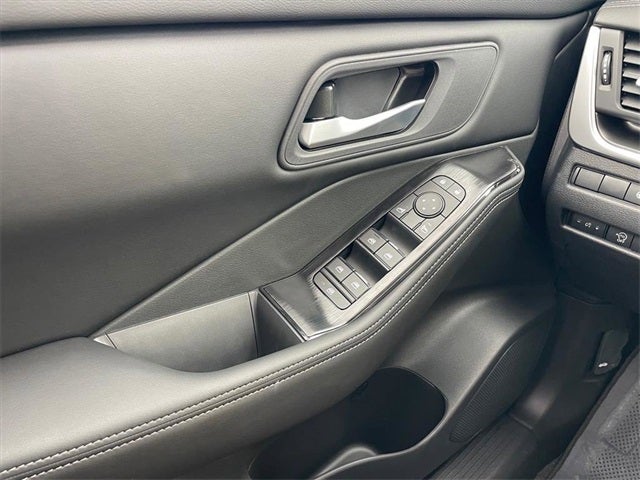 2026 Nissan N/A Dark Armor™