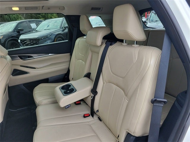 2023 INFINITI QX60 LUXE