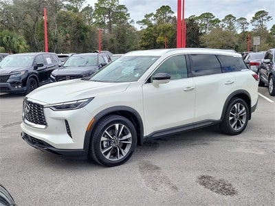 2023 INFINITI QX60 LUXE