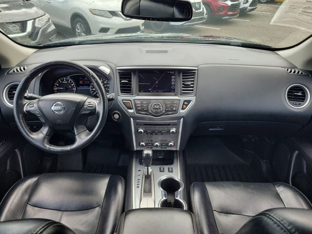 2020 Nissan Pathfinder SL