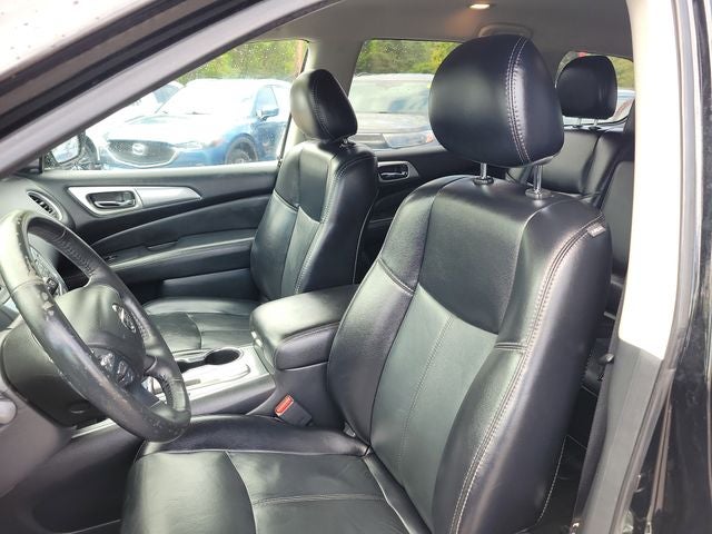 2020 Nissan Pathfinder SL