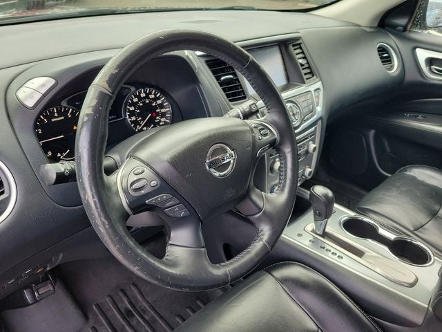 2020 Nissan Pathfinder SL