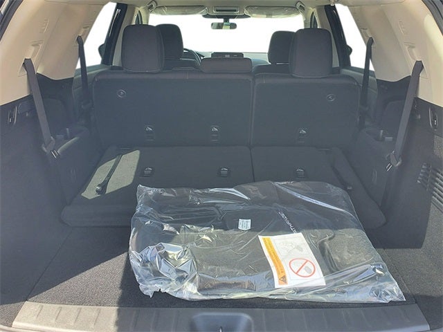 2025 Nissan Pathfinder S