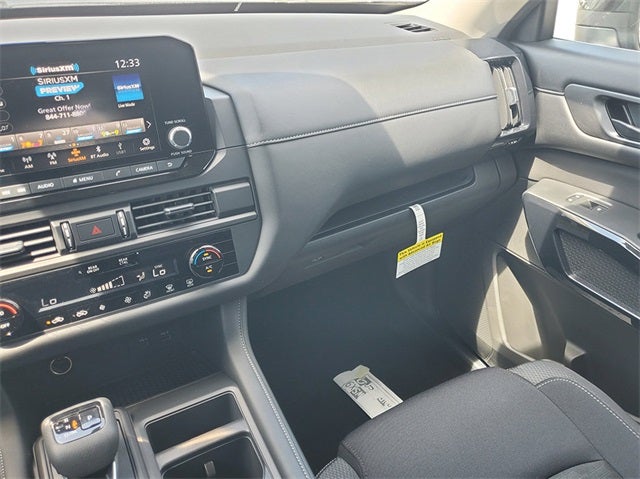 2025 Nissan Pathfinder S