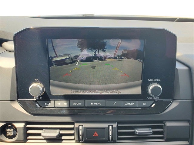 2025 Nissan Pathfinder S