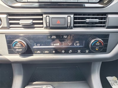 2025 Nissan Pathfinder S