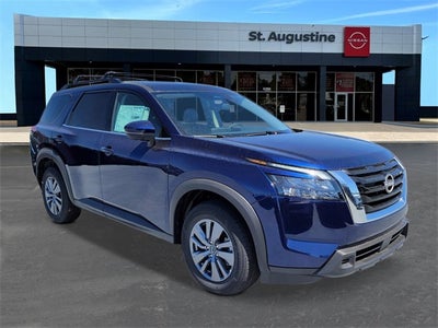 2025 Nissan Pathfinder SV