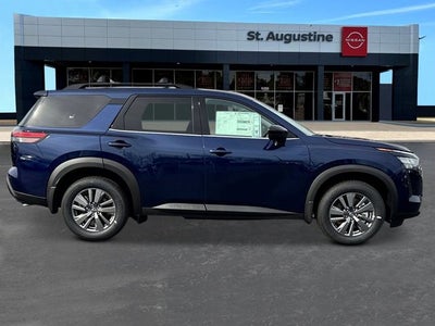 2026 Nissan Pathfinder SV