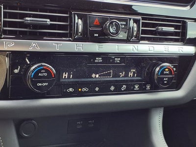 2026 Nissan Pathfinder SV