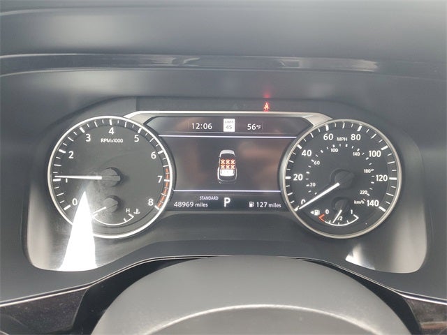 2022 Nissan Pathfinder SL