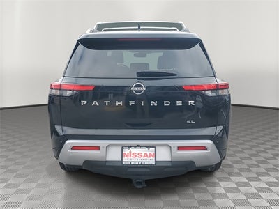 2022 Nissan Pathfinder SL