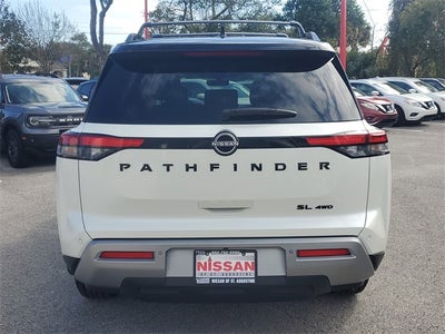 2023 Nissan Pathfinder SL