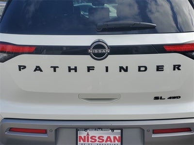2023 Nissan Pathfinder SL