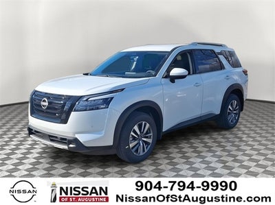 2025 Nissan Pathfinder SL